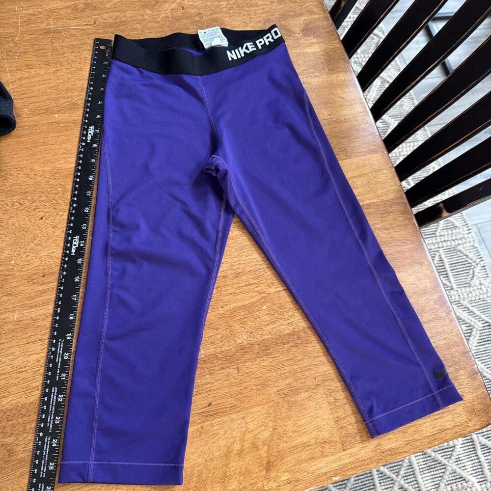 Nike Pro leggings Women’s Purple size S
